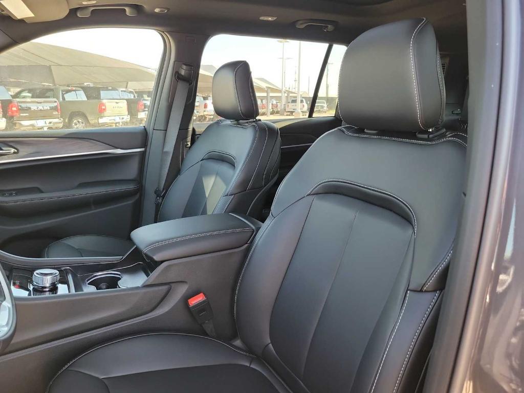 new 2025 Jeep Grand Cherokee L car, priced at $50,335