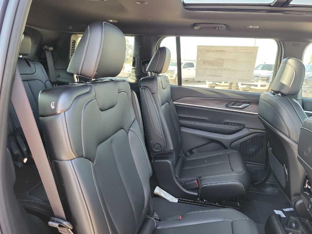 new 2025 Jeep Grand Cherokee L car, priced at $50,335