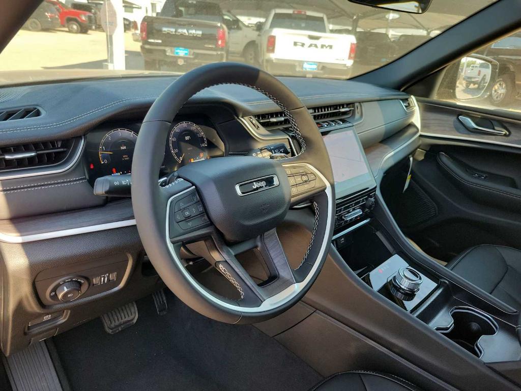 new 2025 Jeep Grand Cherokee L car, priced at $50,335