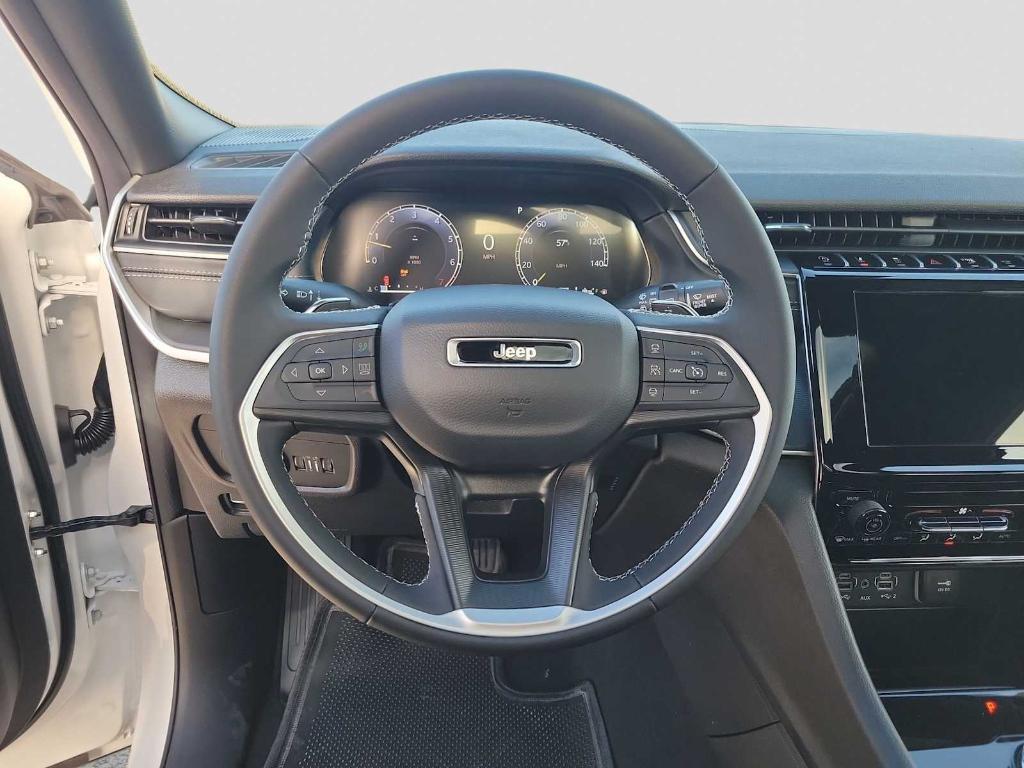 new 2025 Jeep Grand Cherokee L car, priced at $39,030