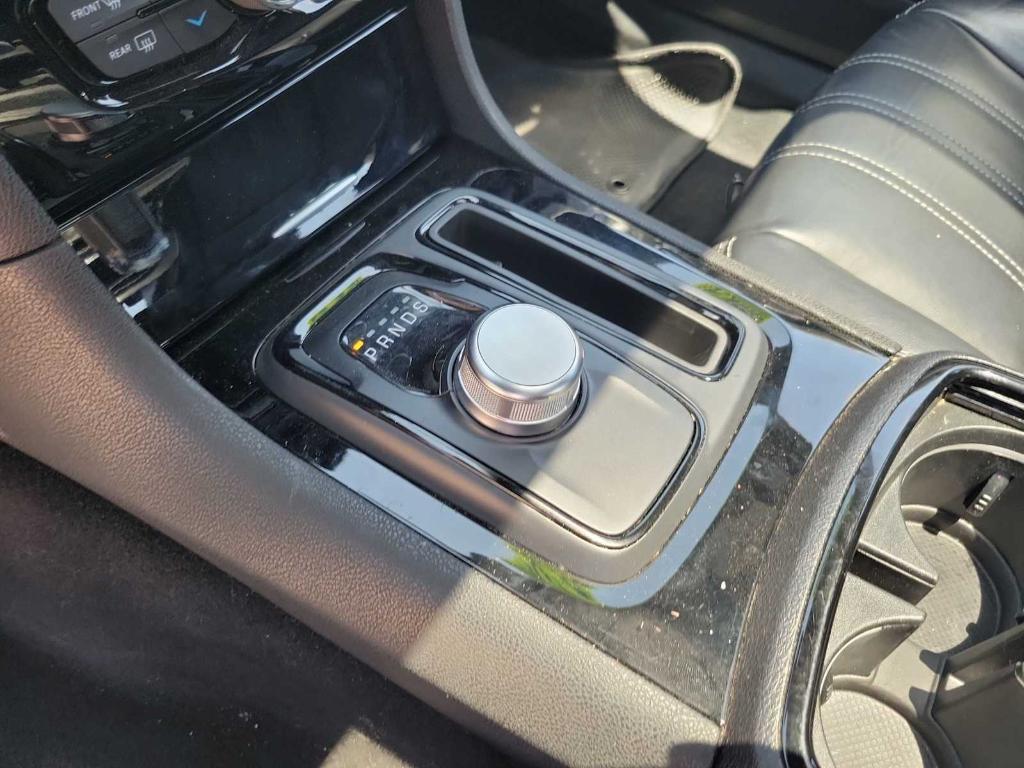 used 2023 Chrysler 300 car, priced at $30,995