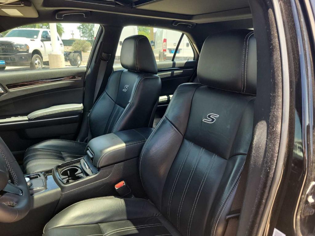 used 2023 Chrysler 300 car, priced at $30,995