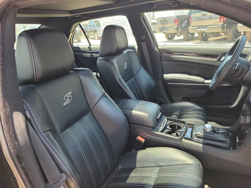 used 2023 Chrysler 300 car, priced at $30,995