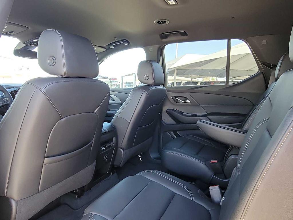 used 2022 Chevrolet Traverse car, priced at $26,995