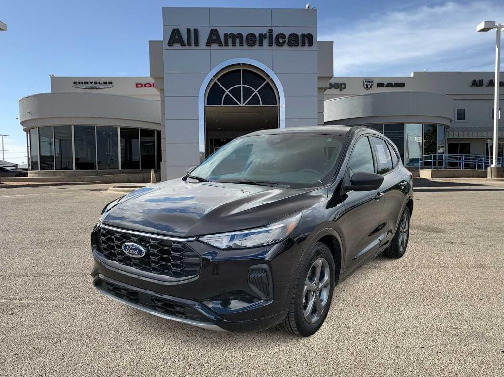 used 2023 Ford Escape car, priced at $24,995