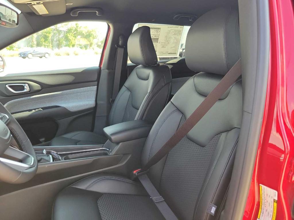 new 2025 Jeep Compass car, priced at $29,463