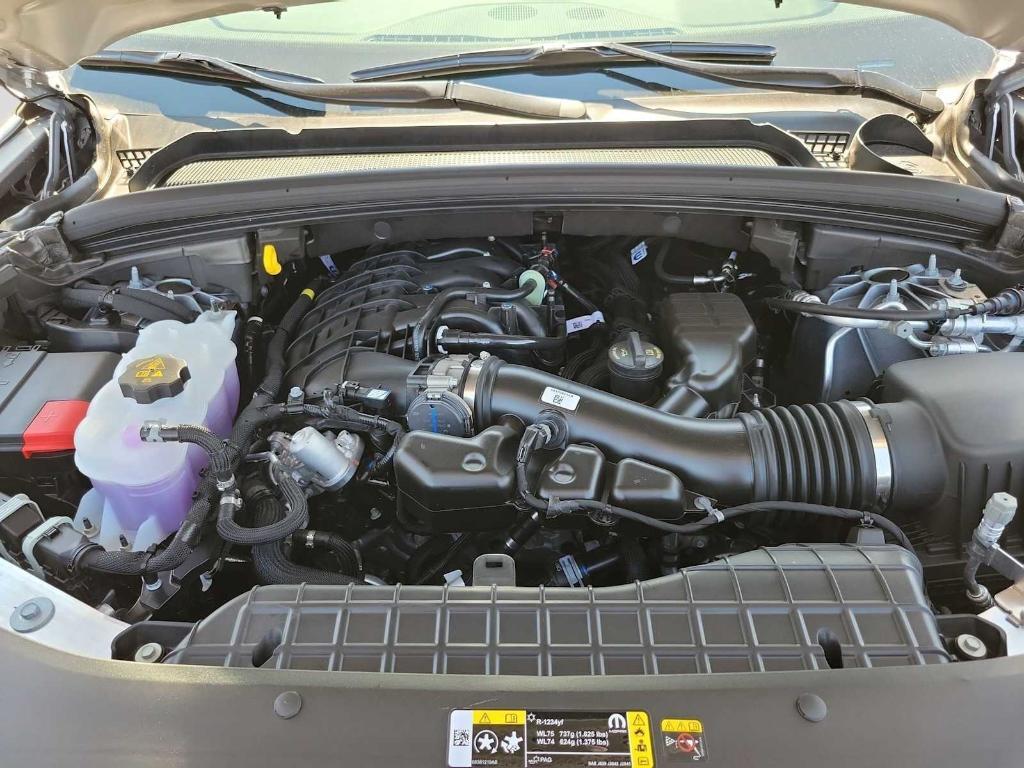 new 2025 Jeep Grand Cherokee car, priced at $43,260