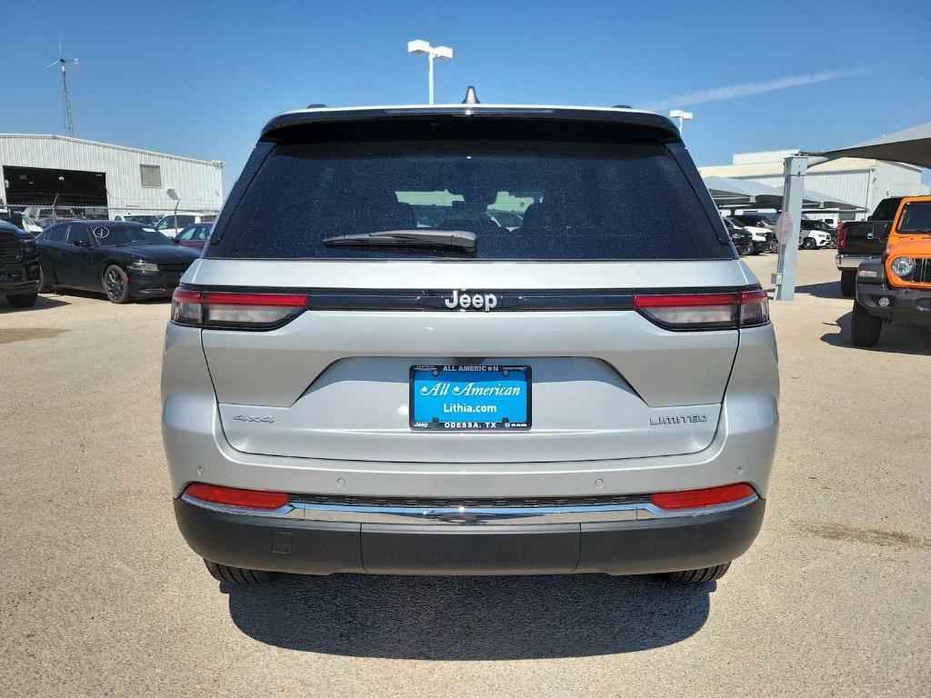 new 2025 Jeep Grand Cherokee car, priced at $46,760