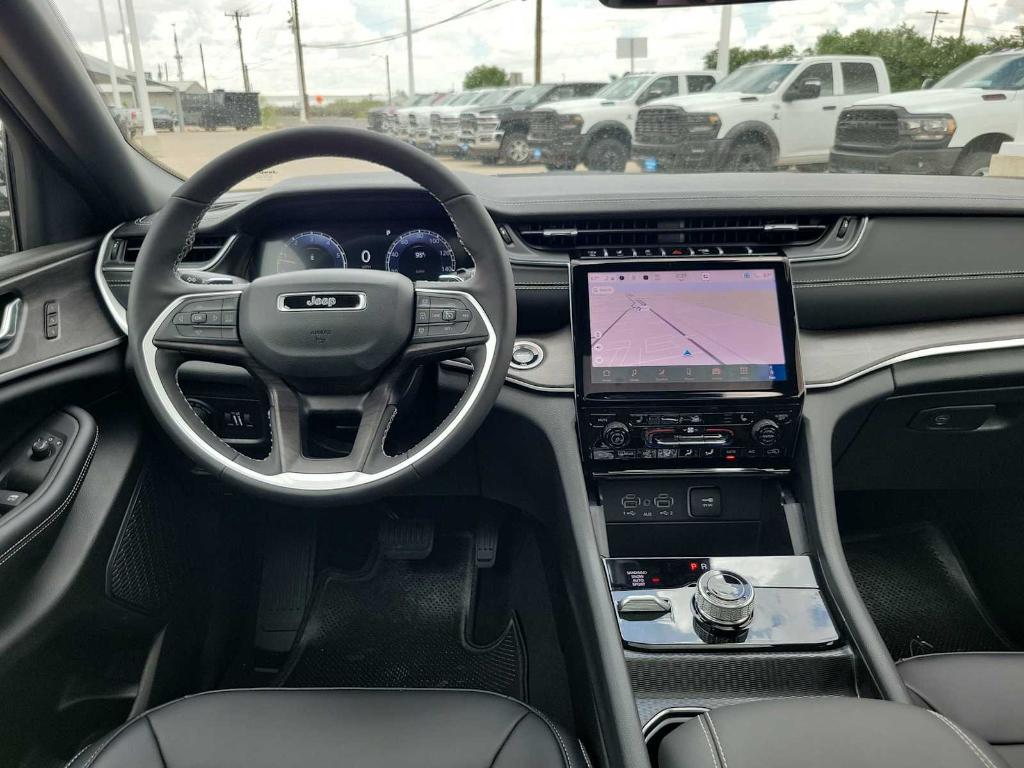 new 2025 Jeep Grand Cherokee L car, priced at $47,712