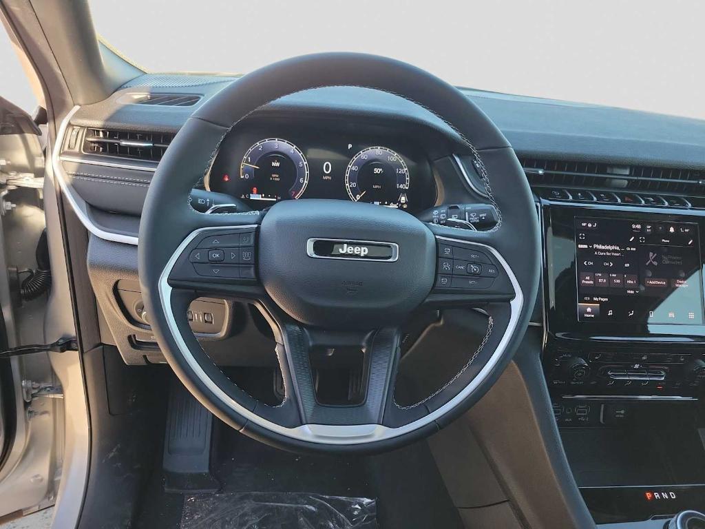 new 2025 Jeep Grand Cherokee car, priced at $44,905