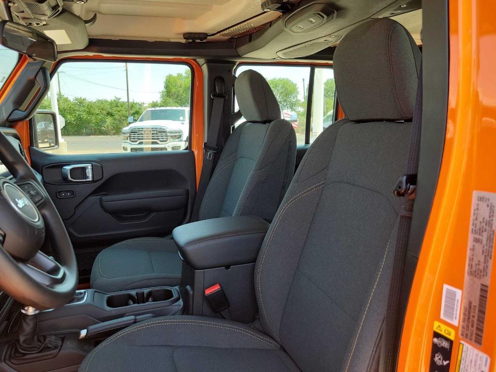 new 2025 Jeep Wrangler car, priced at $41,520