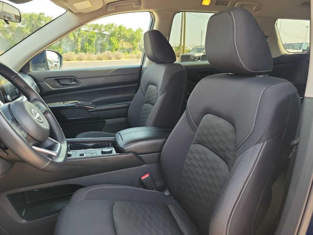 used 2024 Nissan Pathfinder car, priced at $35,995