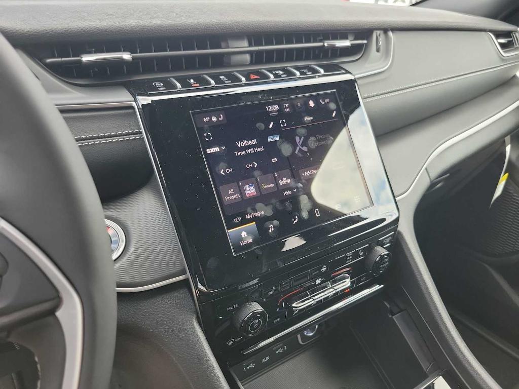 new 2025 Jeep Grand Cherokee L car, priced at $46,795