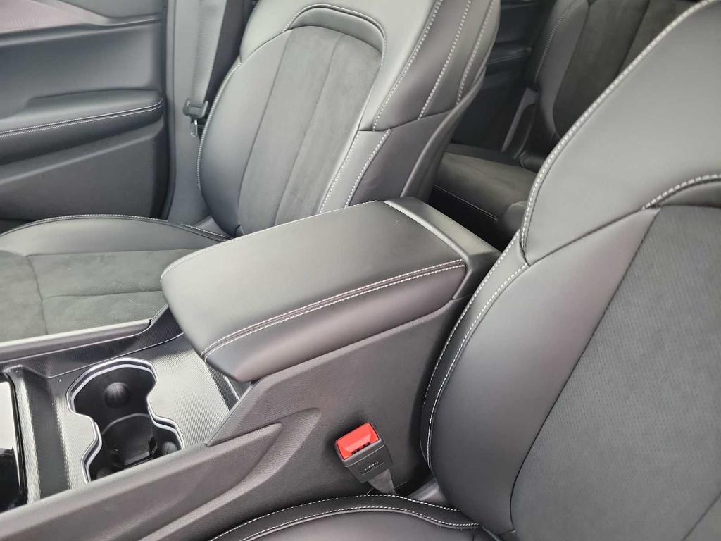 new 2025 Jeep Grand Cherokee L car, priced at $46,795