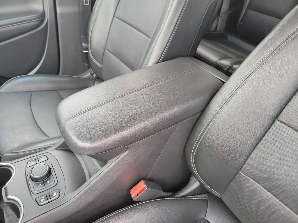 used 2024 GMC Terrain car, priced at $25,990