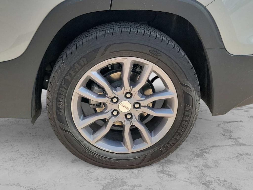 used 2024 GMC Terrain car, priced at $25,990