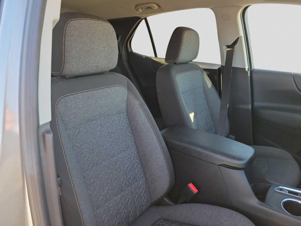 used 2024 Chevrolet Equinox car, priced at $25,625