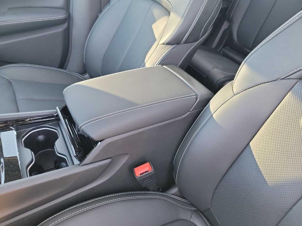 new 2025 Jeep Grand Cherokee L car, priced at $60,830