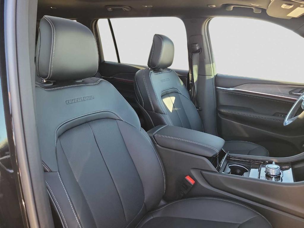 new 2025 Jeep Grand Cherokee L car, priced at $60,830