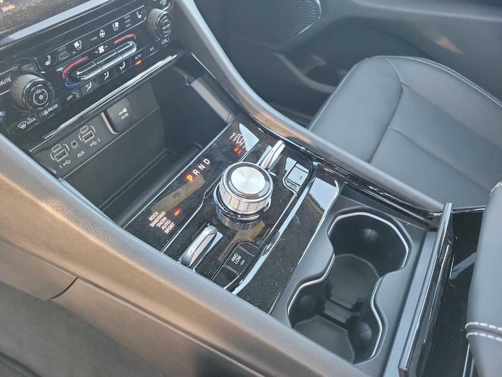 new 2025 Jeep Grand Cherokee L car, priced at $60,830