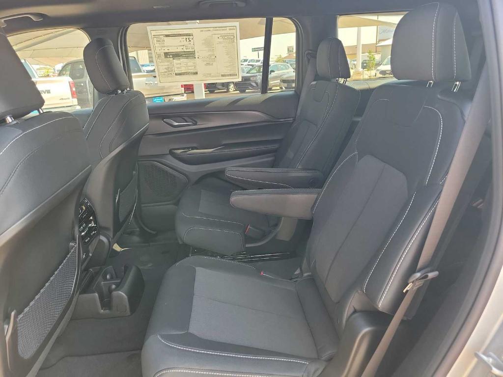 new 2025 Jeep Grand Cherokee L car, priced at $37,212