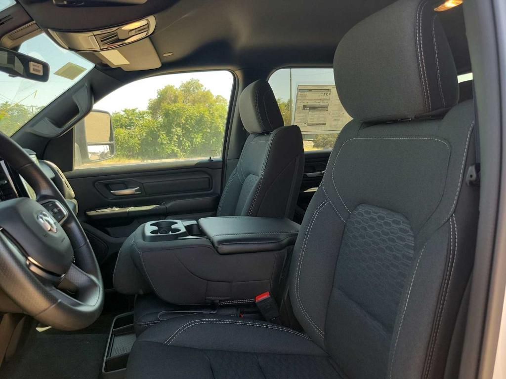 new 2025 Ram 1500 car, priced at $44,051