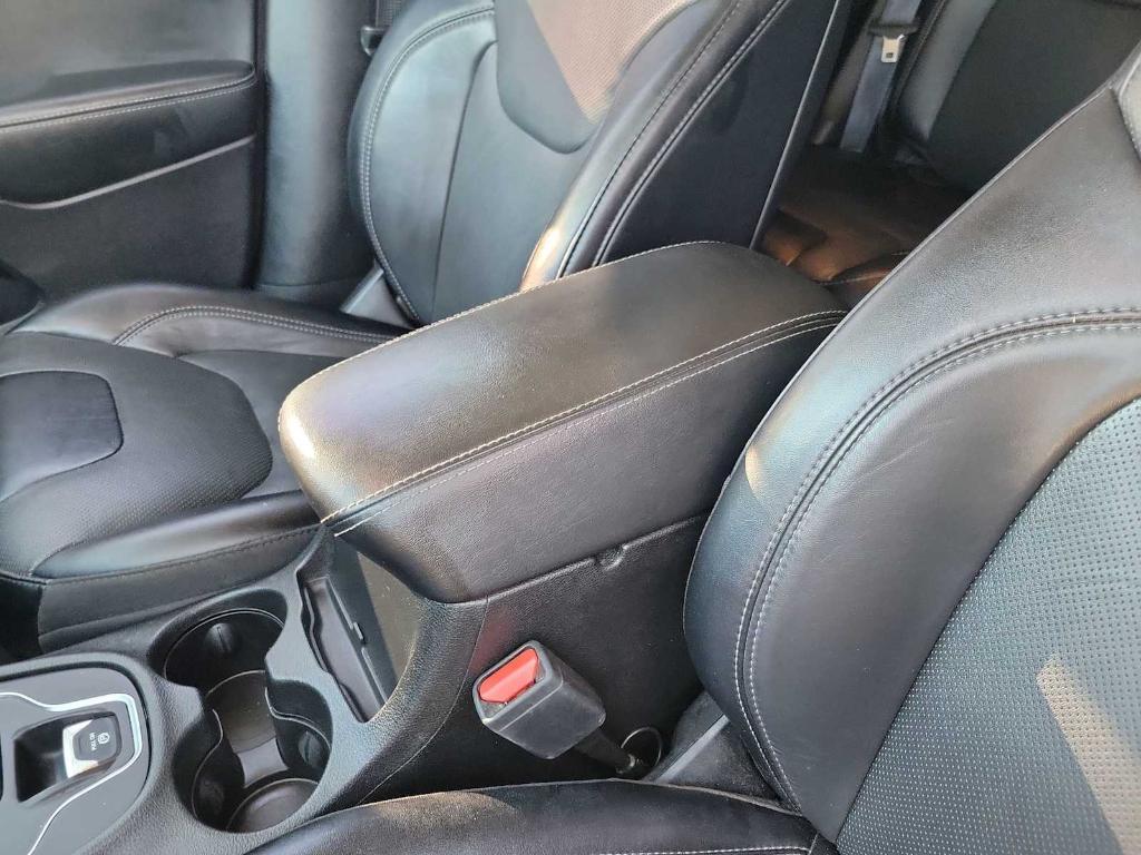 used 2022 Jeep Cherokee car, priced at $22,999