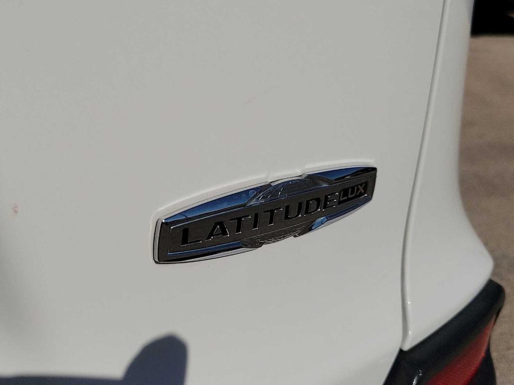 used 2022 Jeep Cherokee car, priced at $22,999