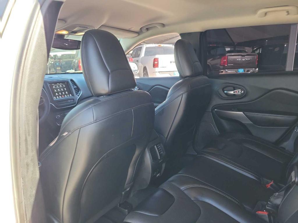 used 2022 Jeep Cherokee car, priced at $22,999