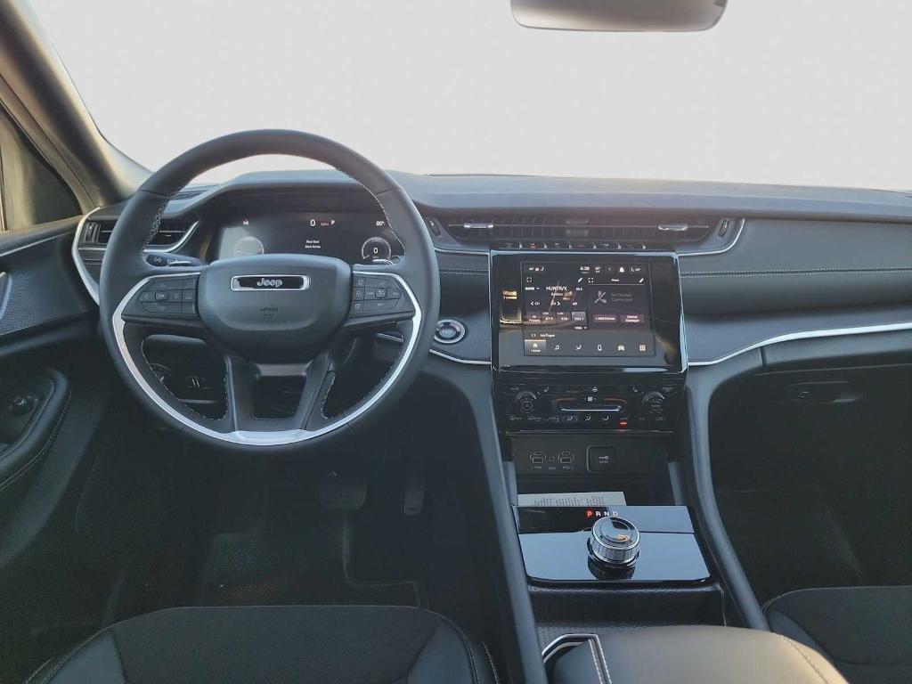 new 2025 Jeep Grand Cherokee L car, priced at $45,635