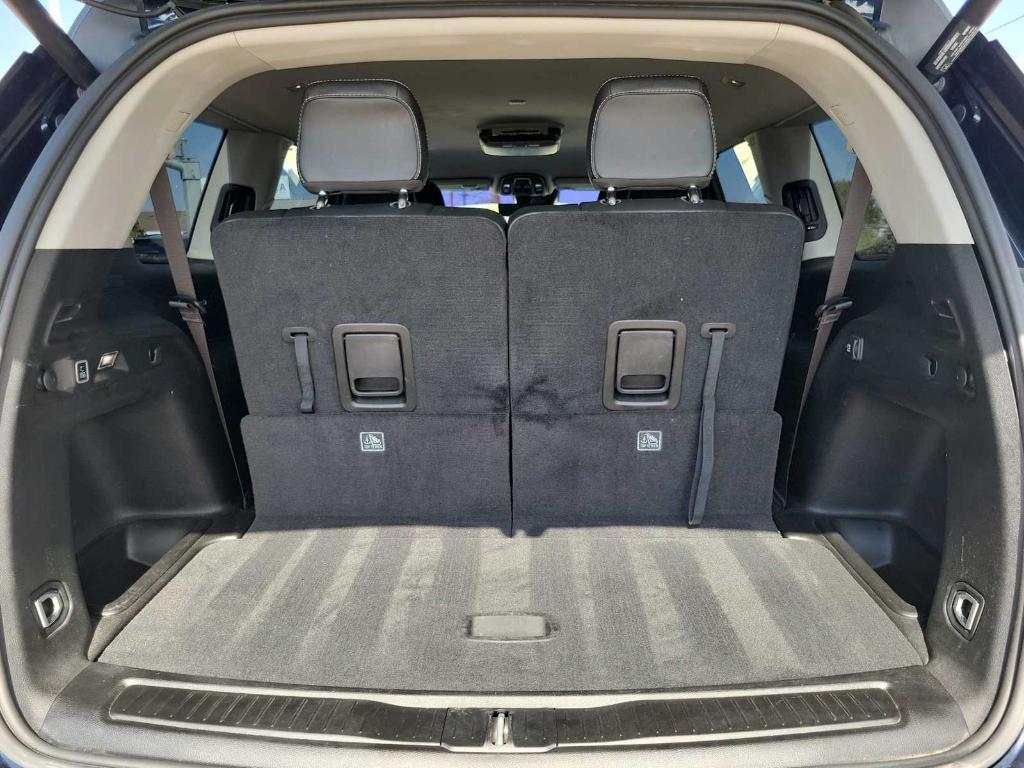 used 2023 Jeep Grand Cherokee L car, priced at $33,995