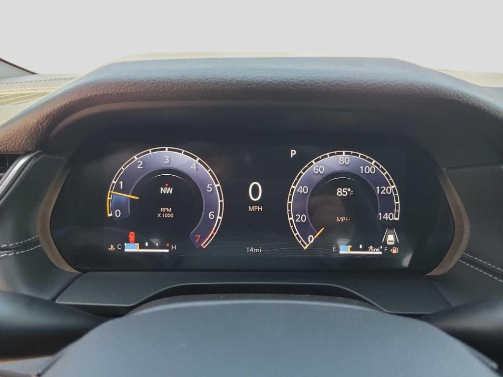 new 2025 Jeep Grand Cherokee car, priced at $39,050