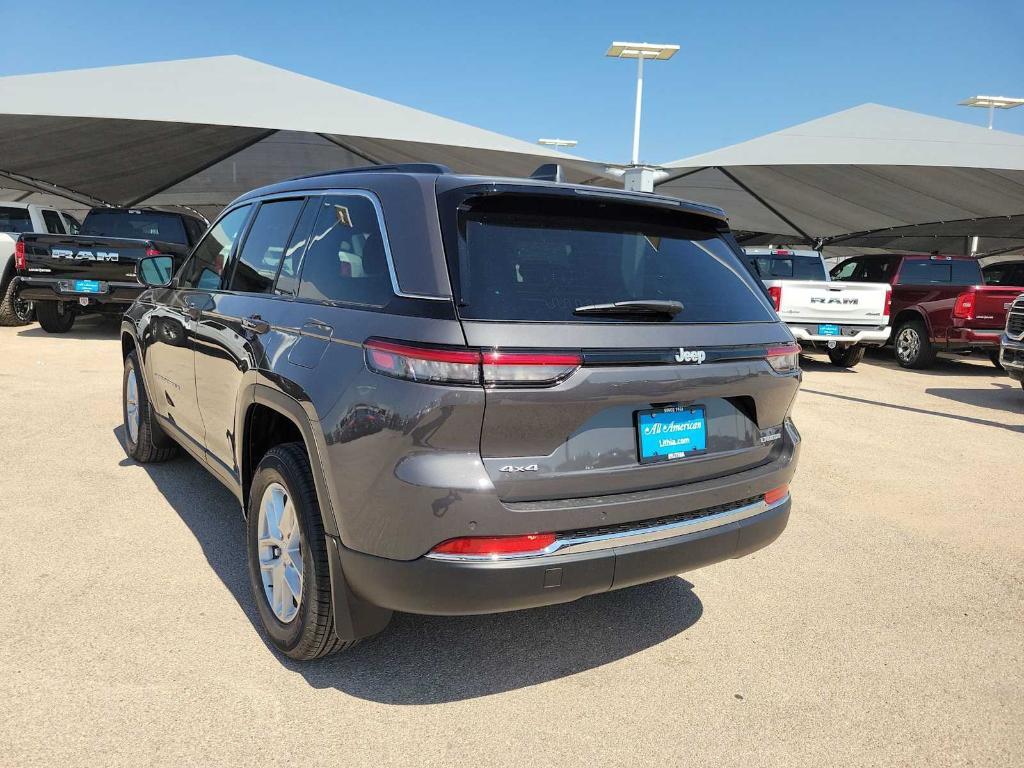 new 2025 Jeep Grand Cherokee car, priced at $40,550