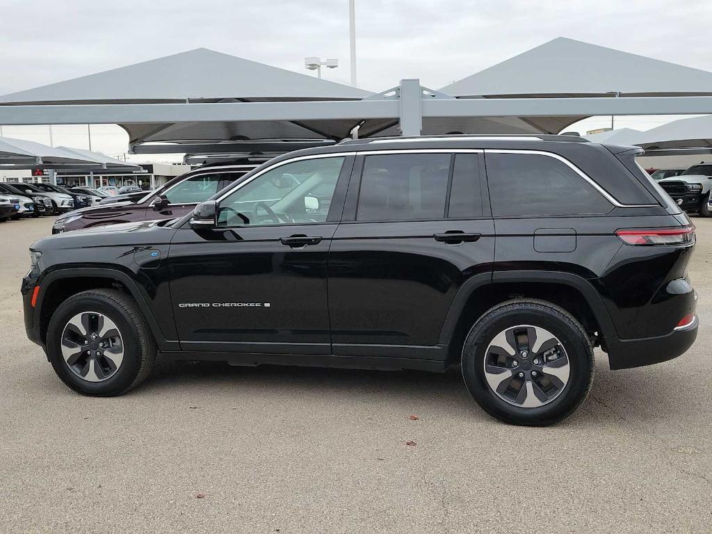 used 2022 Jeep Grand Cherokee 4xe car, priced at $37,995