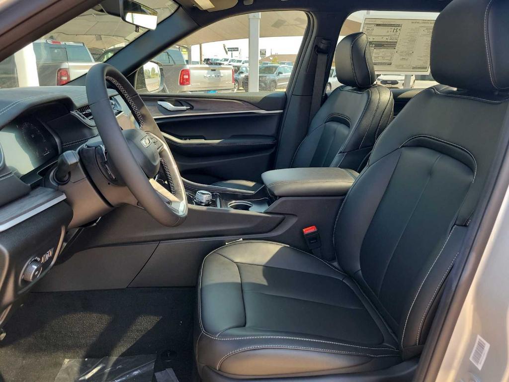 new 2025 Jeep Grand Cherokee L car, priced at $45,434