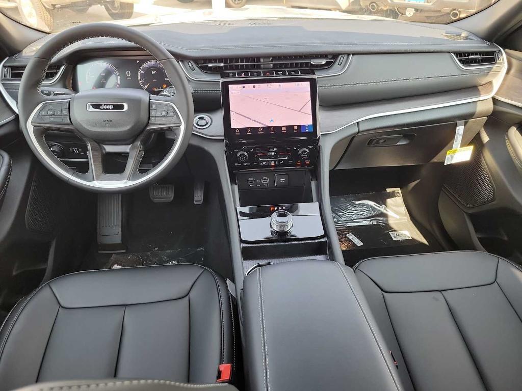 new 2025 Jeep Grand Cherokee L car, priced at $45,434