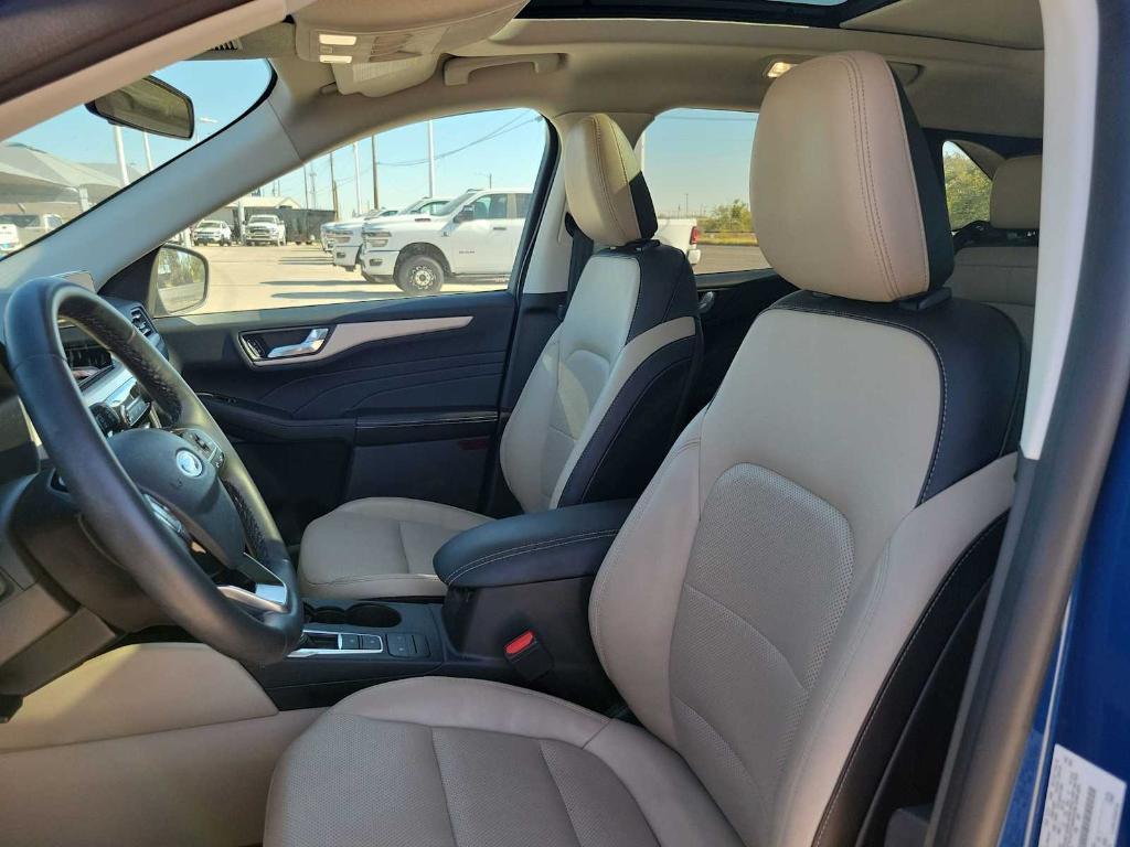 used 2022 Ford Escape car, priced at $24,999