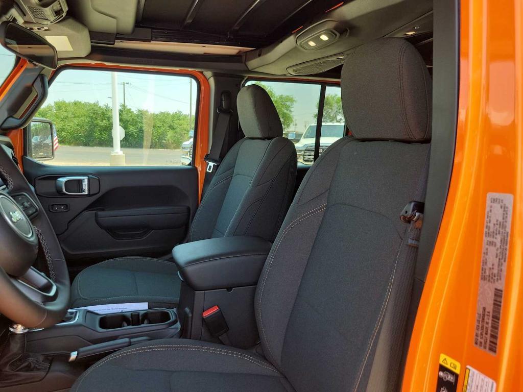 new 2025 Jeep Wrangler car, priced at $50,486