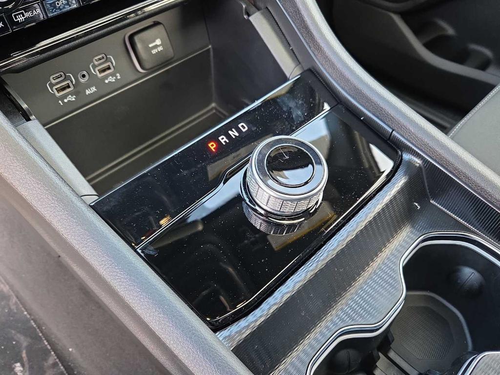 new 2025 Jeep Grand Cherokee car, priced at $40,125