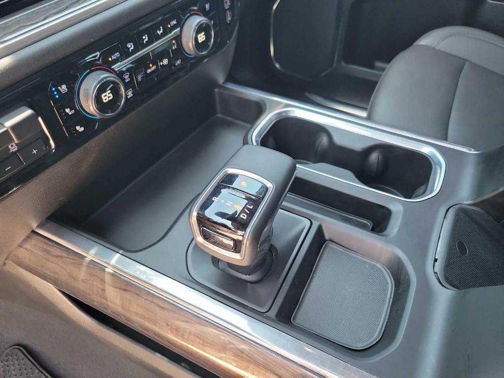 used 2024 Chevrolet Silverado 1500 car