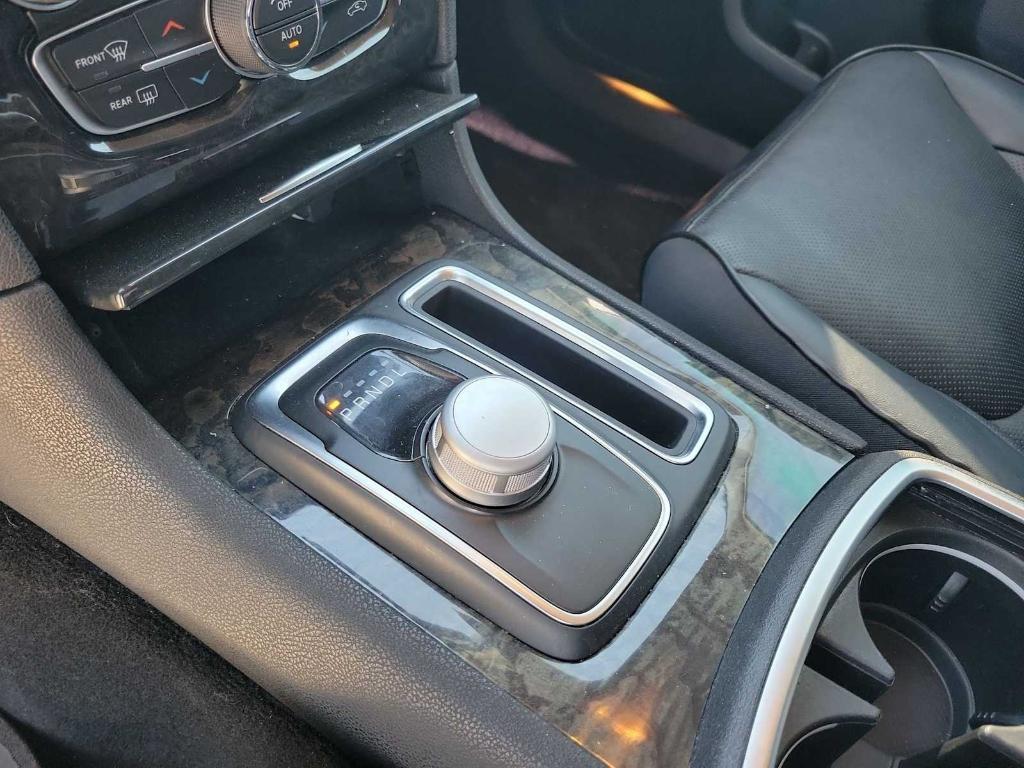 used 2022 Chrysler 300 car, priced at $29,995