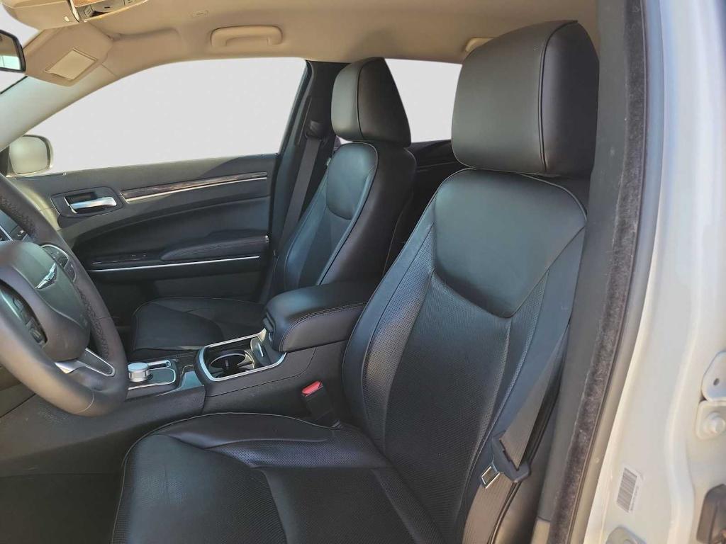 used 2022 Chrysler 300 car, priced at $29,995