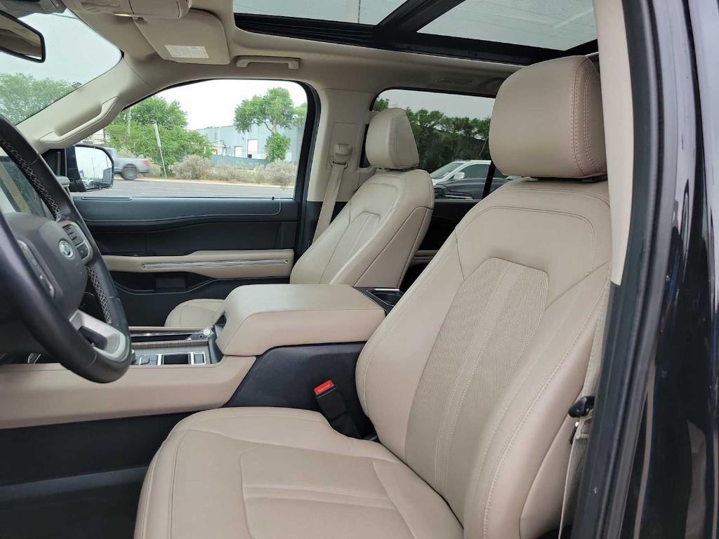 used 2023 Ford Expedition car, priced at $49,995