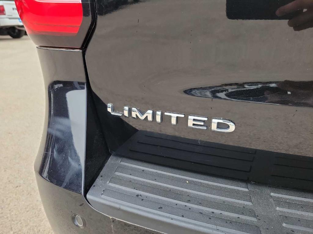 used 2023 Ford Expedition car, priced at $49,995