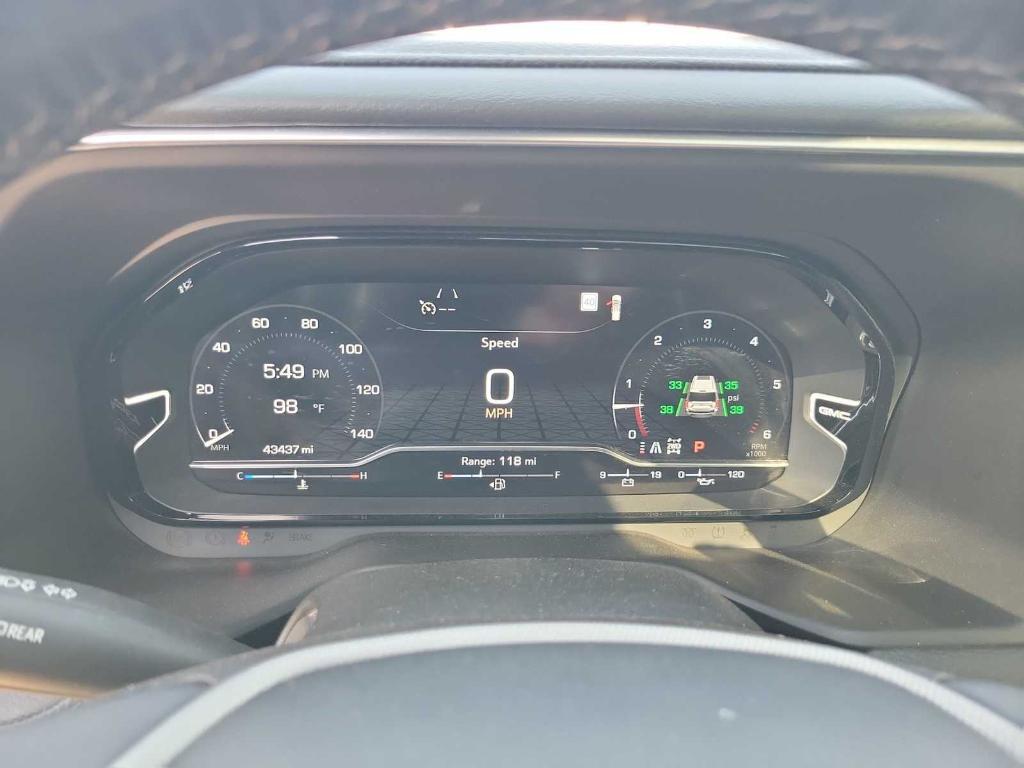 used 2022 GMC Yukon car, priced at $63,995