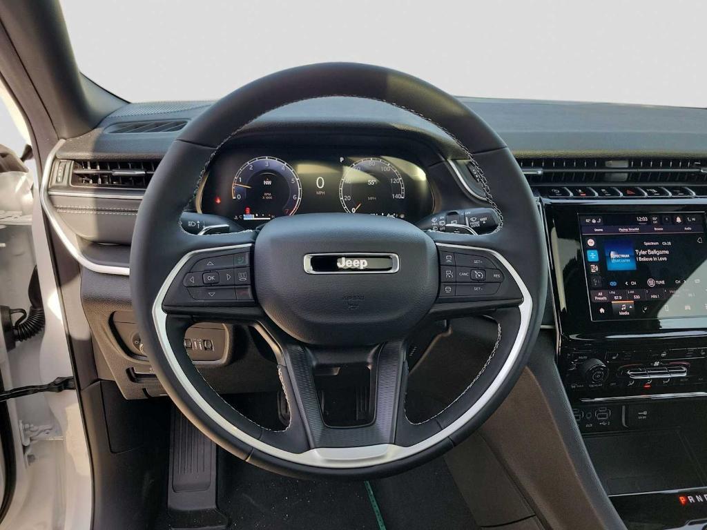 new 2025 Jeep Grand Cherokee car, priced at $44,310