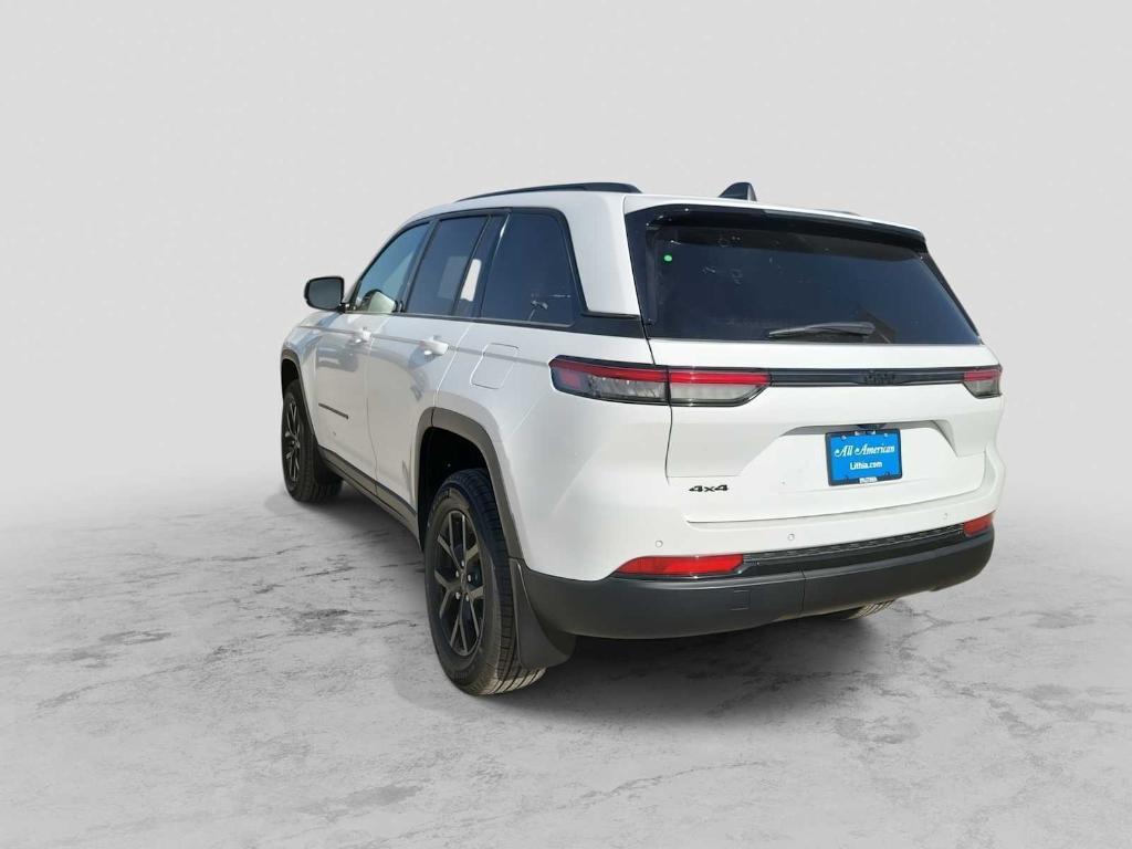 new 2025 Jeep Grand Cherokee car, priced at $44,310