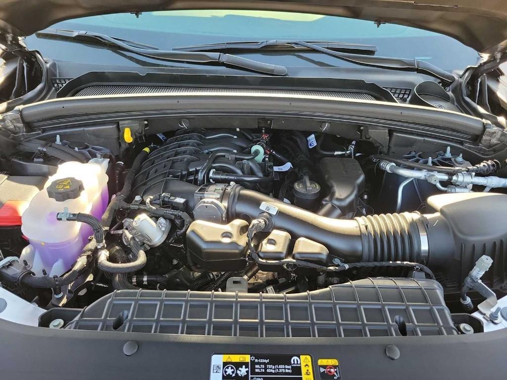 new 2025 Jeep Grand Cherokee car, priced at $46,125