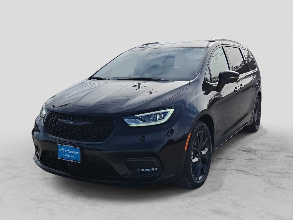 new 2026 Chrysler Pacifica car, priced at $45,640