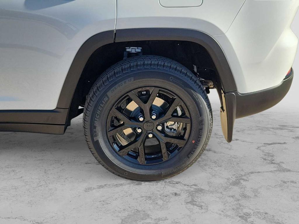 new 2025 Jeep Grand Cherokee car, priced at $42,310